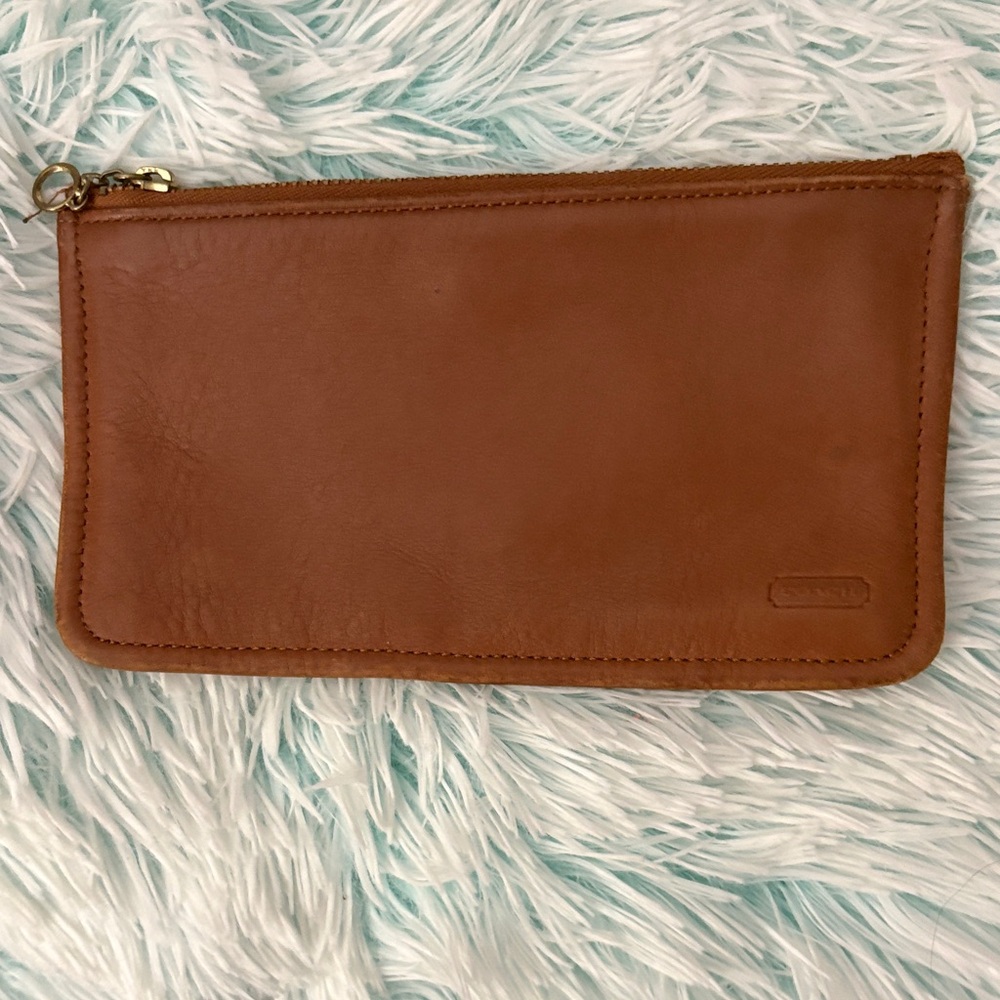 COACH Brown Leather Skinny Case.  Refer to photos carefully.